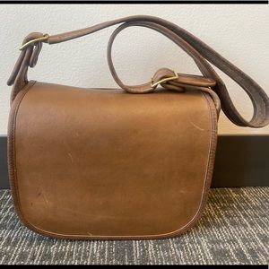 Vintage Coach 1970s Classic Shoulder Bag Pouch